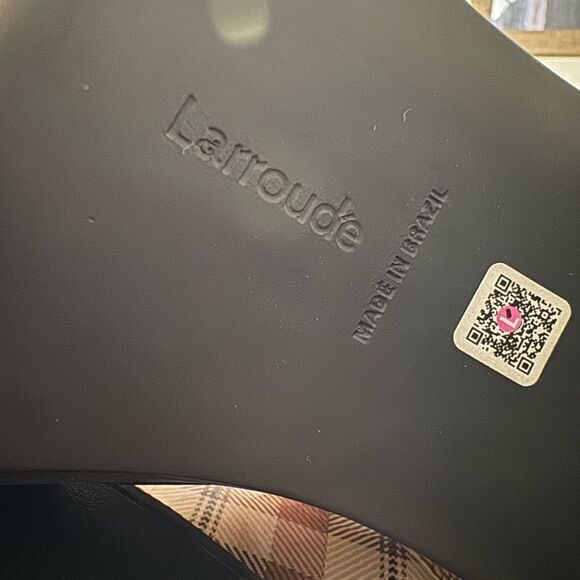 Women’s Larroude Olivia Patent Leather Platform Boot Size 8 Carmel Plaid - Picture 15 of 16